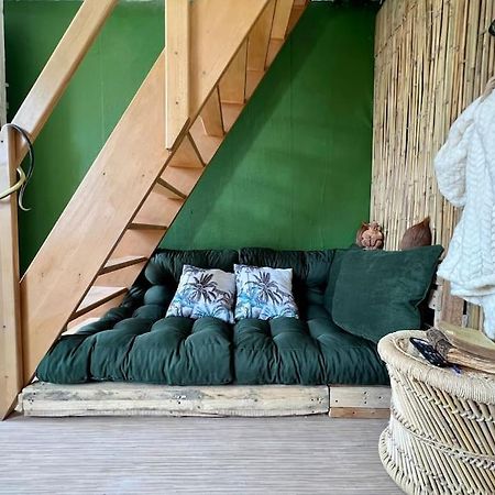 Nuit Dans La Jungle - Love Room Souppes-sur-Loing Exteriér fotografie