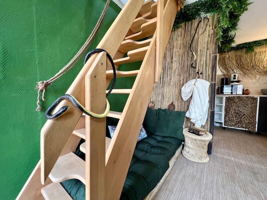 Nuit Dans La Jungle - Love Room Souppes-sur-Loing Exteriér fotografie