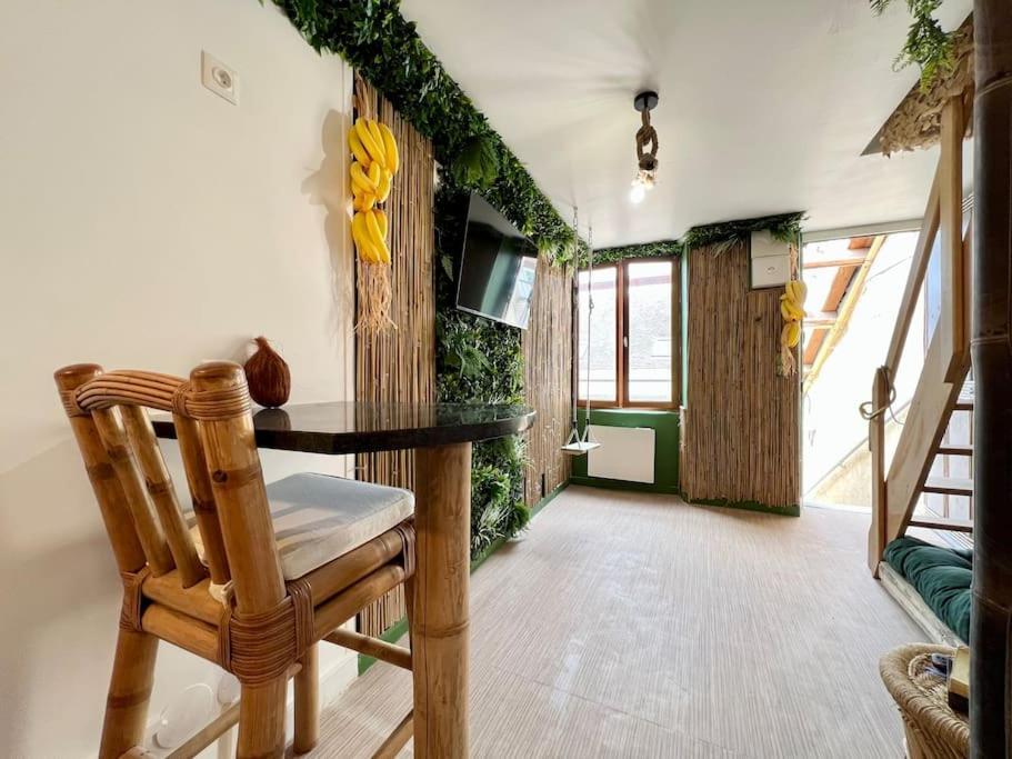 Nuit Dans La Jungle - Love Room Souppes-sur-Loing Exteriér fotografie
